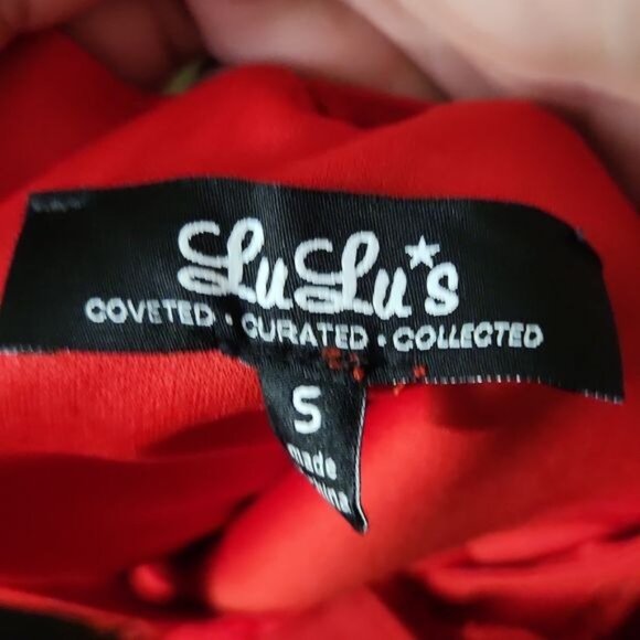 Lulu's Small Red Sheath Halter Dress with Lace Accent - Picture 6 of 7